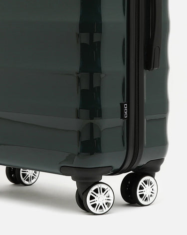 London medium hard suitcase 
