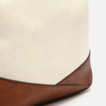 Nia Raffia 