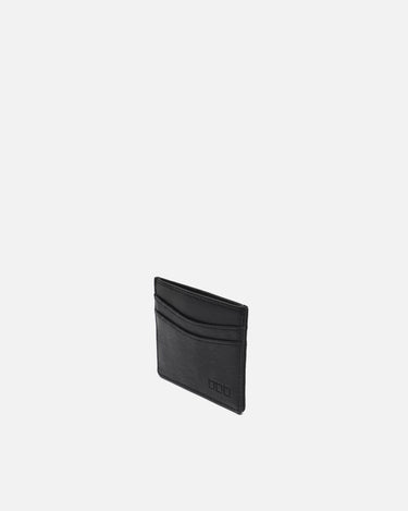 Marcus Cardholder 