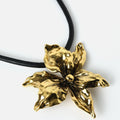 Amina Collar 