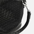 Trena Bolso estilo tote con acabado trenzado 