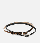 Miravela cintruóbn doble fino con detalles metálicos y animal print 