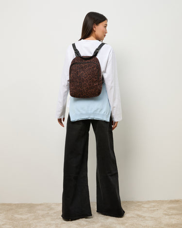 Belbu mochila antirrobo efecto ante animal print 